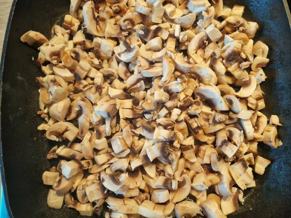 Приготовление вареников с картошкой и грибами