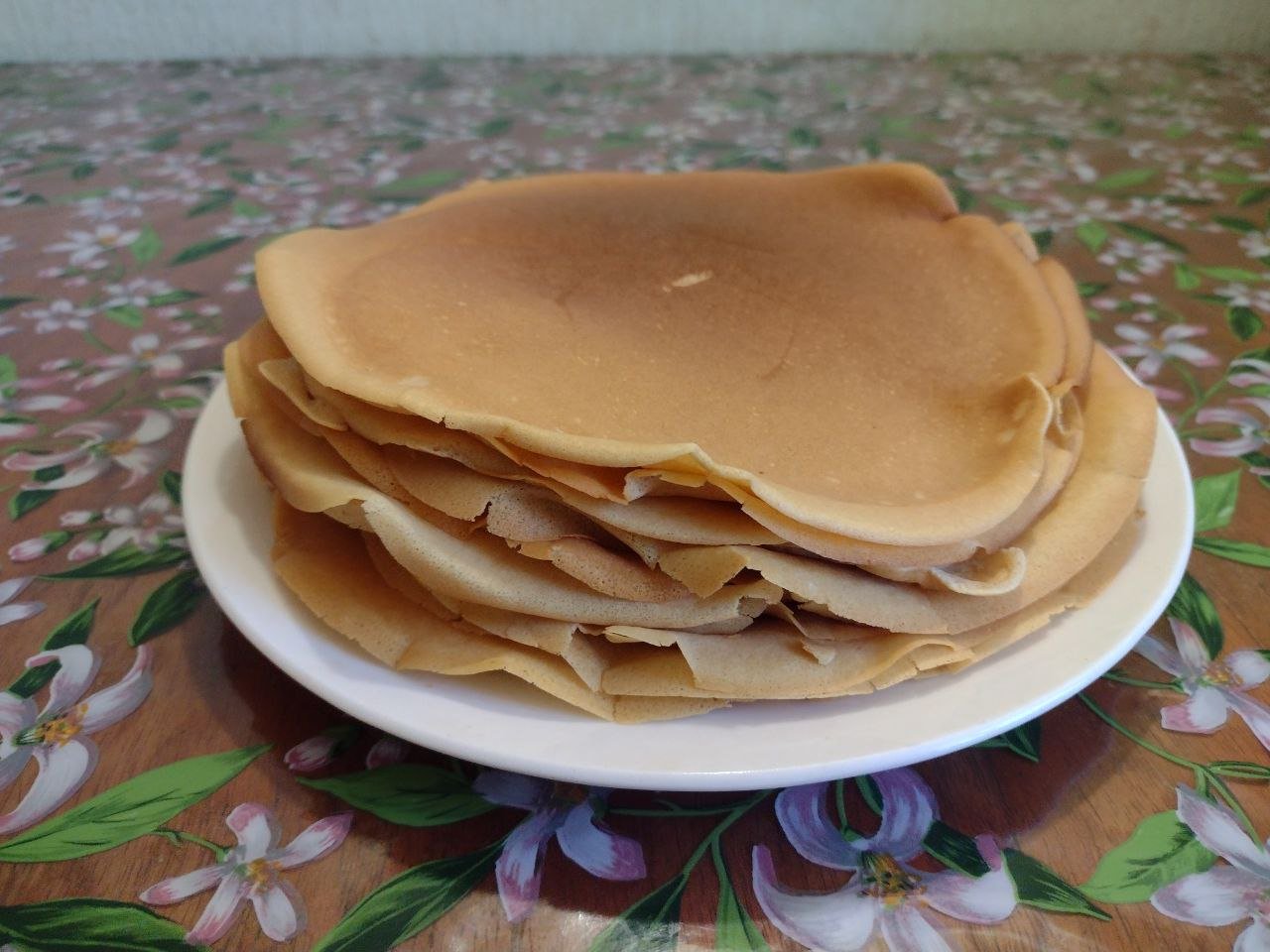 Thin crepes - recipe with milk